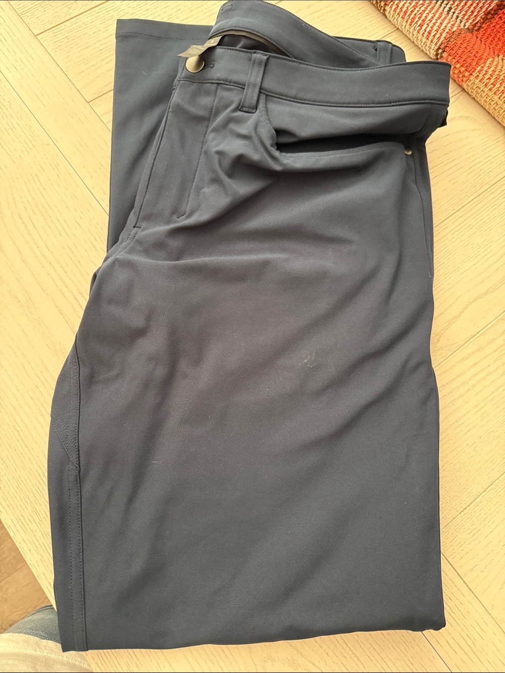 lululemon athletica Men's Navy ABC 34